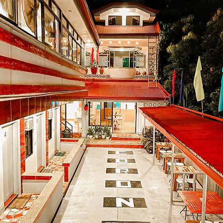 Mario'S Travellers Inn Корон Экстерьер фото