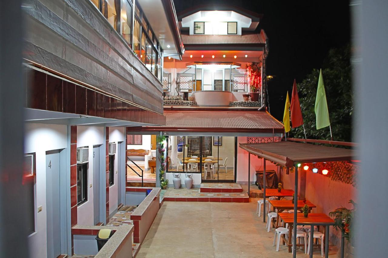 Mario'S Travellers Inn Корон Экстерьер фото