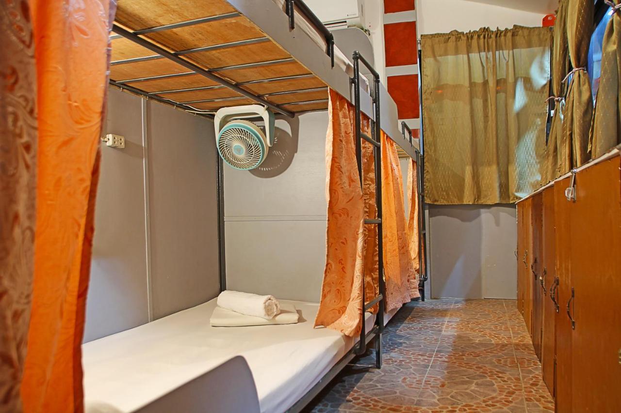 Mario'S Travellers Inn Корон Экстерьер фото