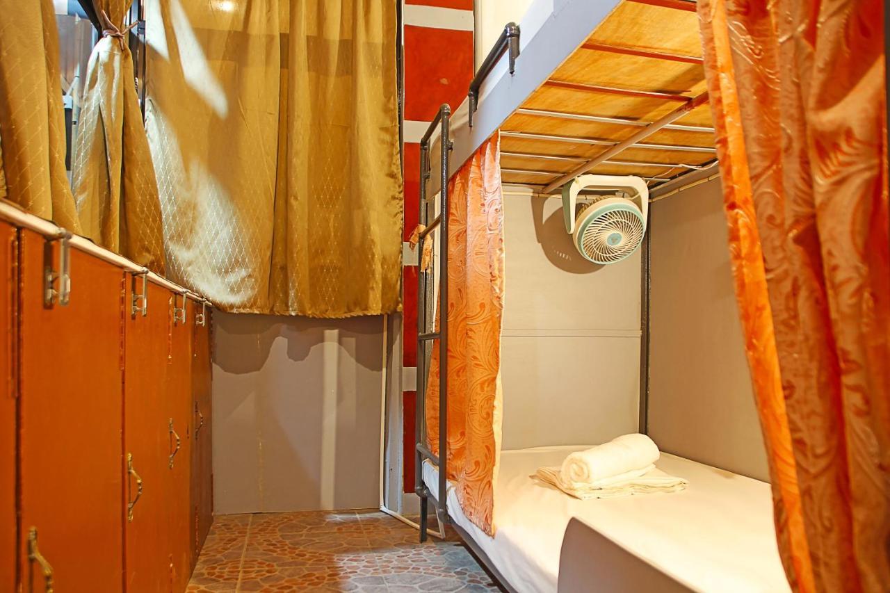 Mario'S Travellers Inn Корон Экстерьер фото