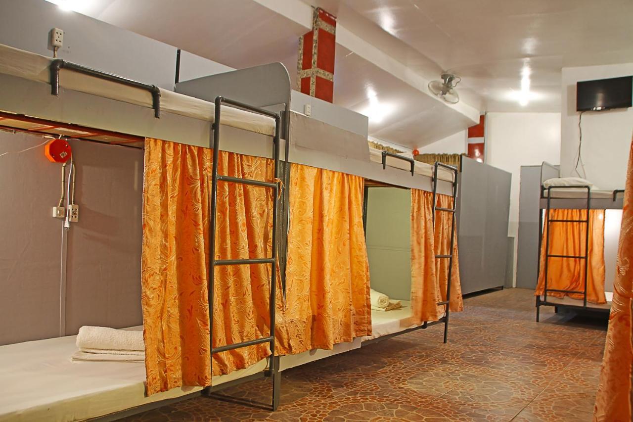 Mario'S Travellers Inn Корон Экстерьер фото