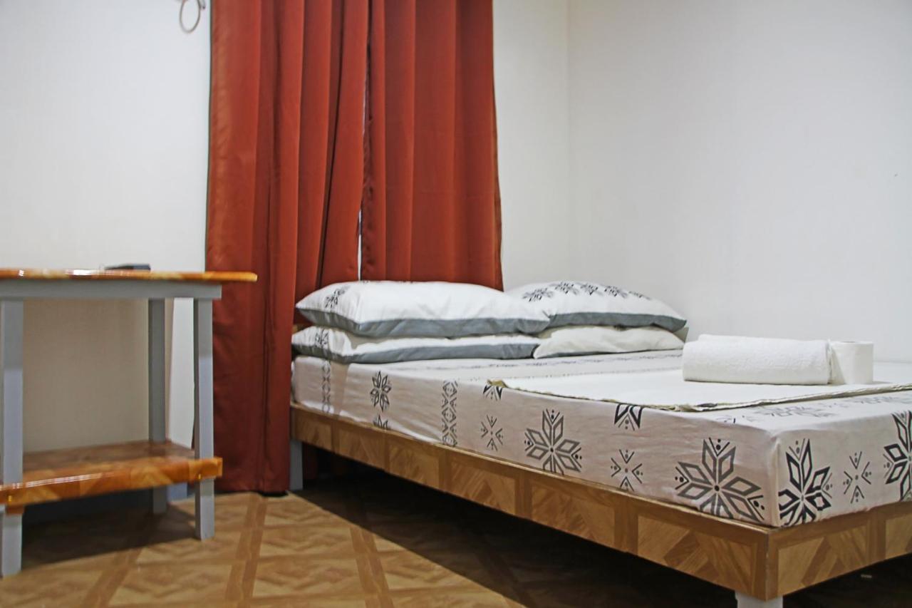 Mario'S Travellers Inn Корон Экстерьер фото