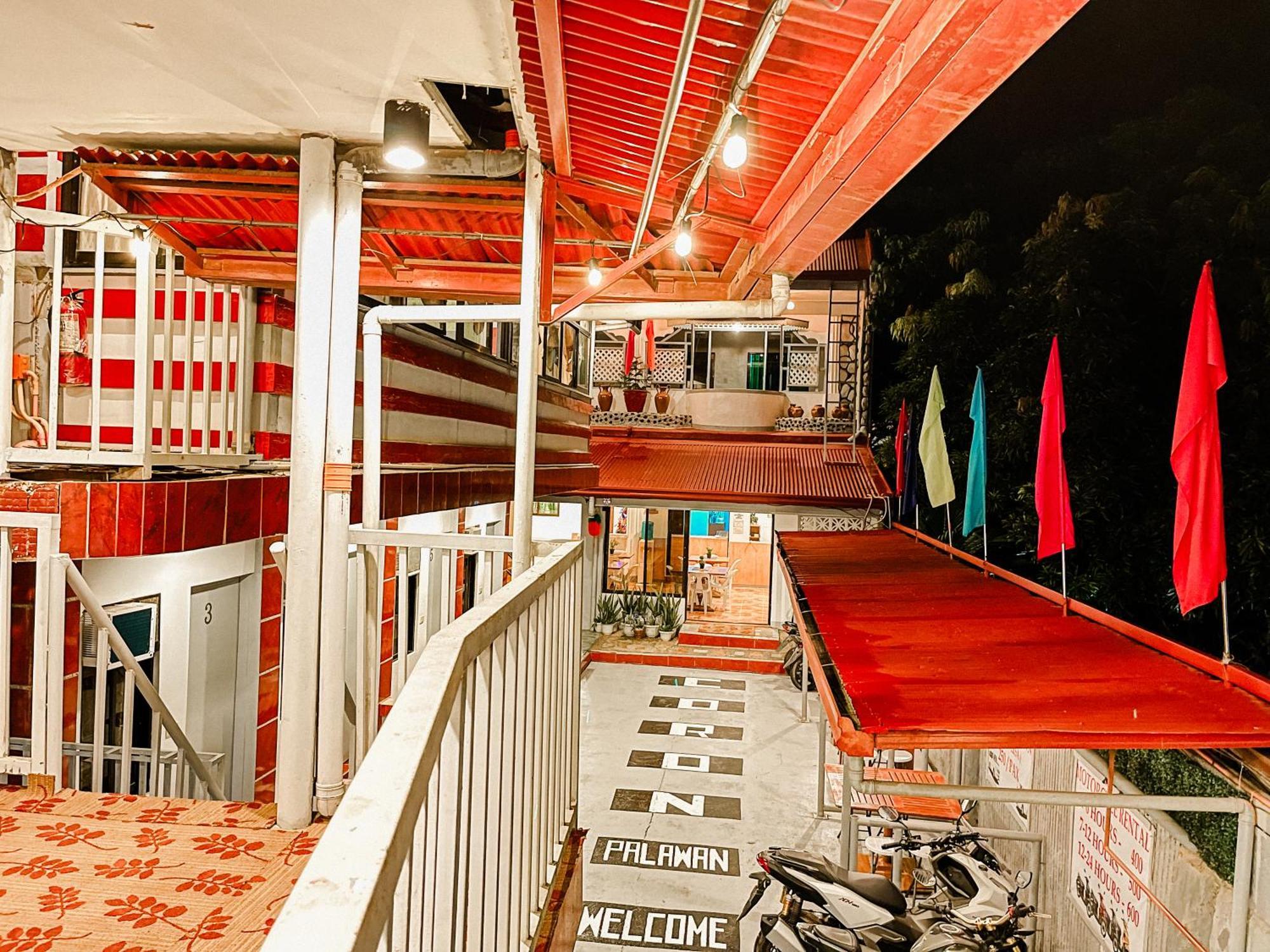 Mario'S Travellers Inn Корон Экстерьер фото