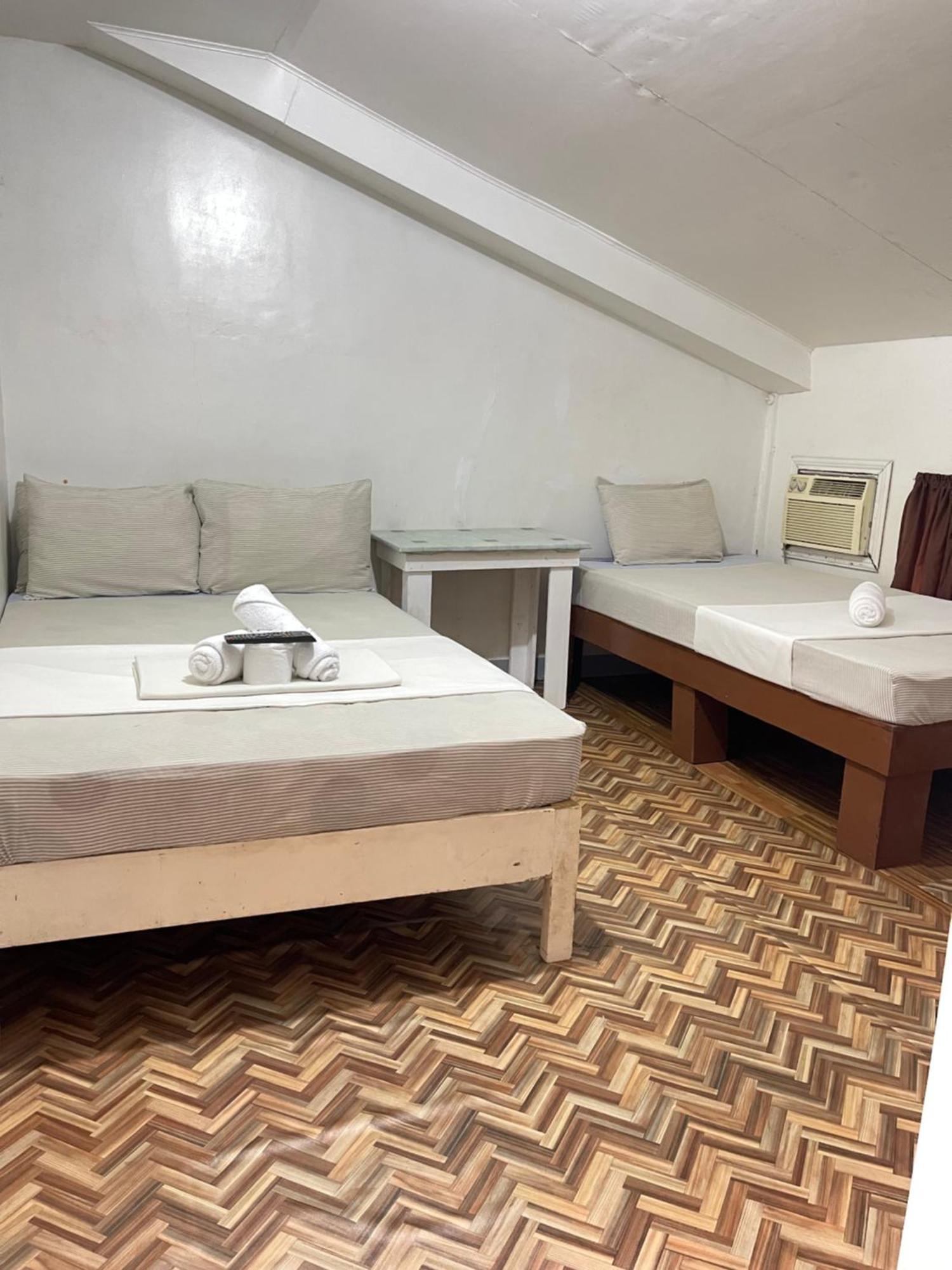 Mario'S Travellers Inn Корон Экстерьер фото